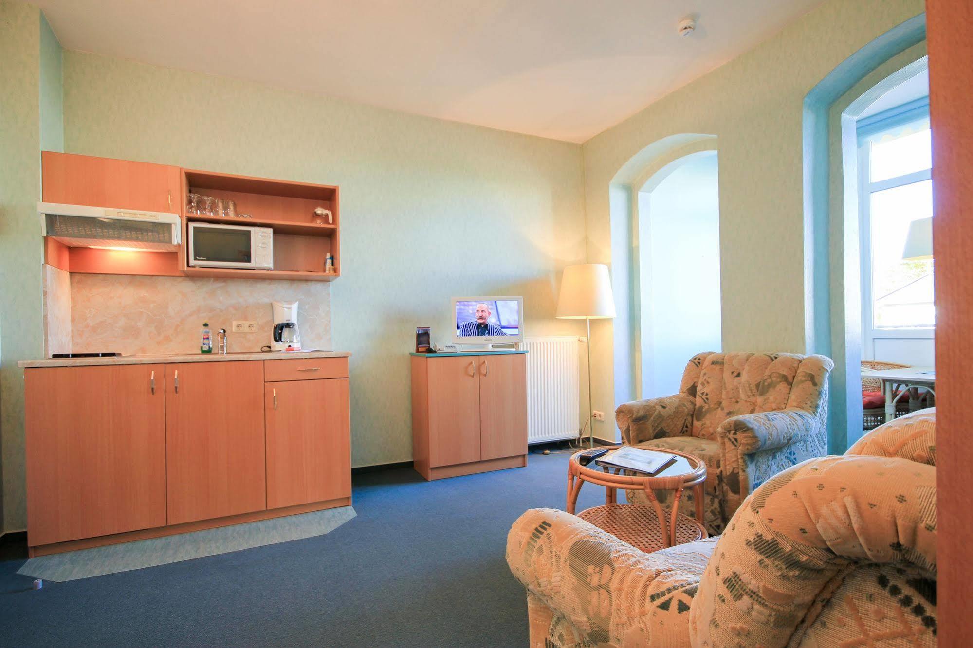 Appartementhaus Zum Strandkorb Ostseebad Kühlungsborn Extérieur photo