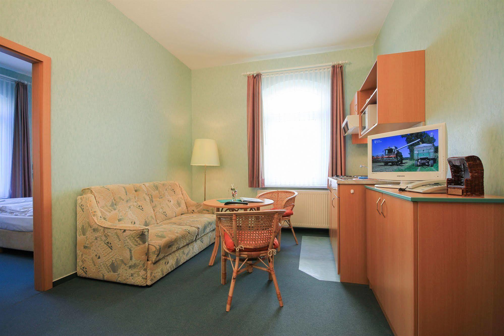 Appartementhaus Zum Strandkorb Ostseebad Kühlungsborn Extérieur photo