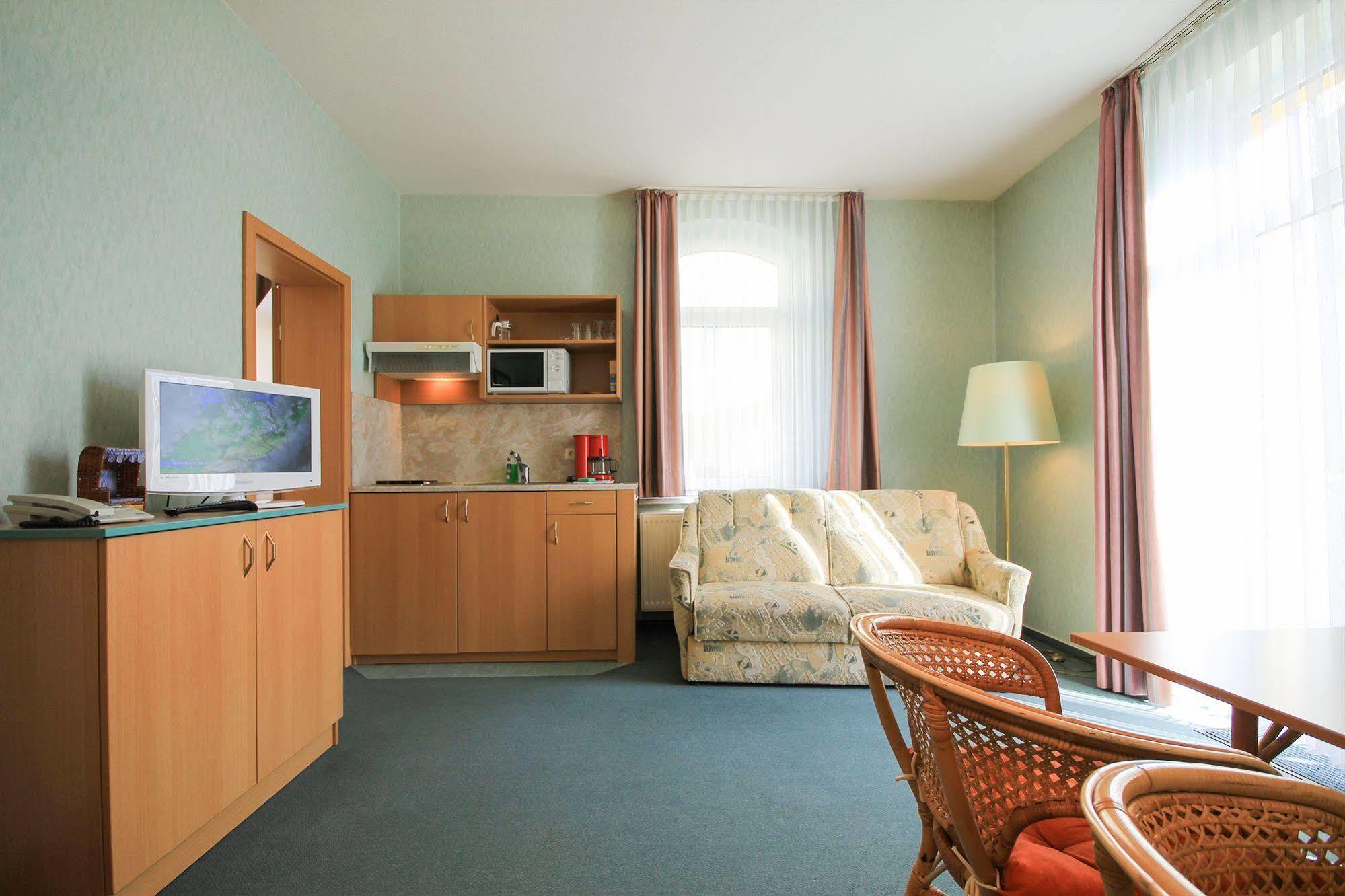 Appartementhaus Zum Strandkorb Ostseebad Kühlungsborn Extérieur photo