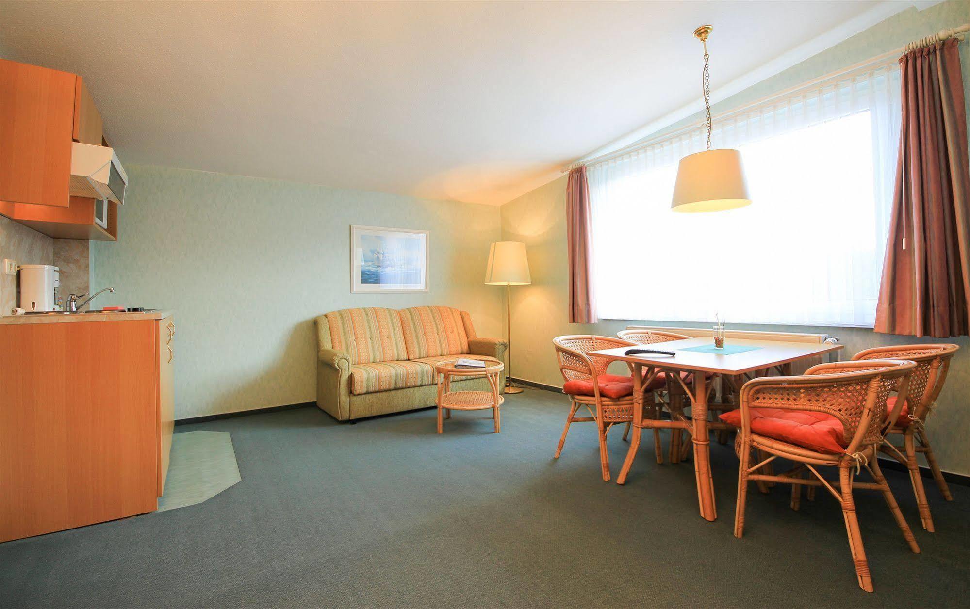 Appartementhaus Zum Strandkorb Ostseebad Kühlungsborn Extérieur photo